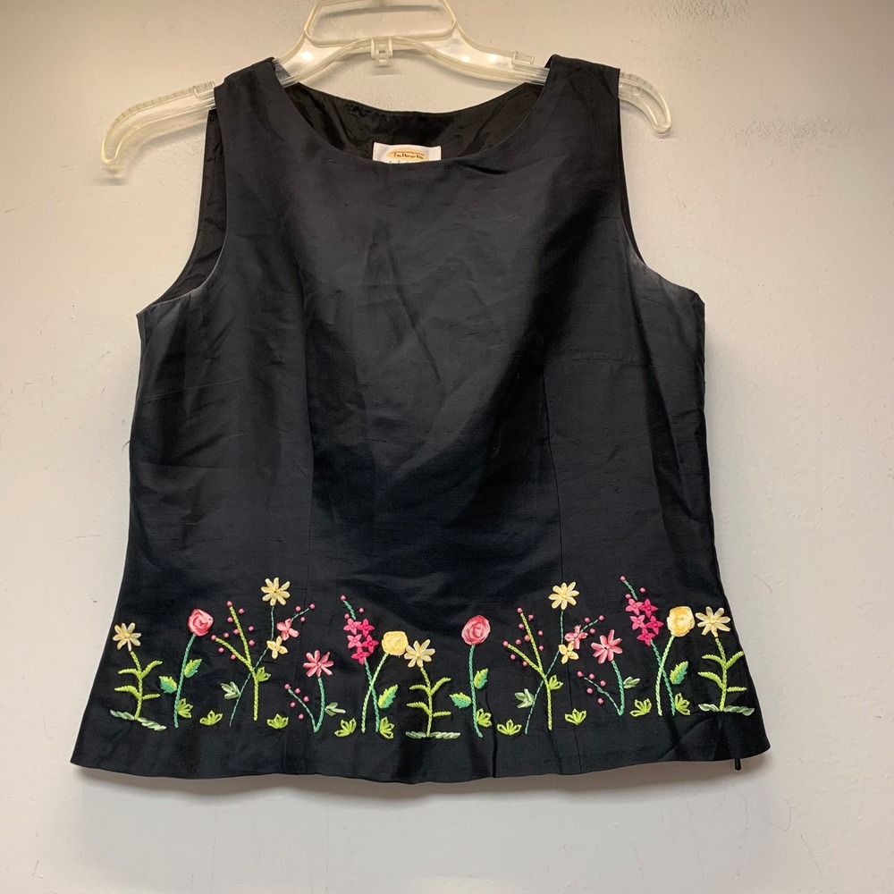 Talbots Silk Shell Top Womens 6P Black Excellent Floral Embroidered Sleeveless